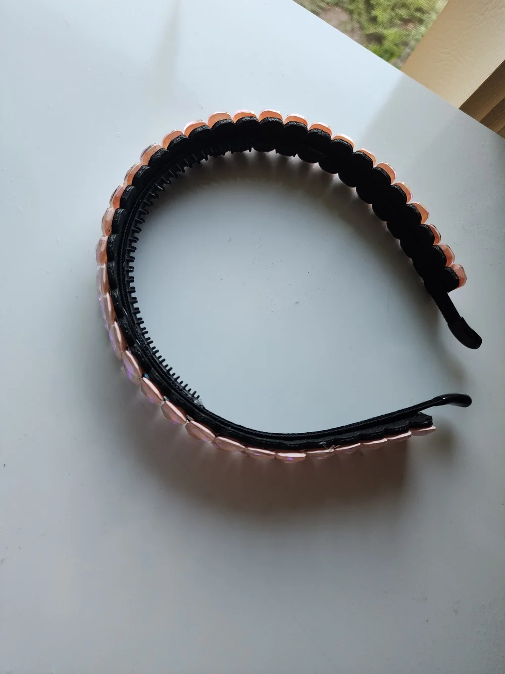 NWOT Iridescent Pink Crystal Headband on Black Base - Women